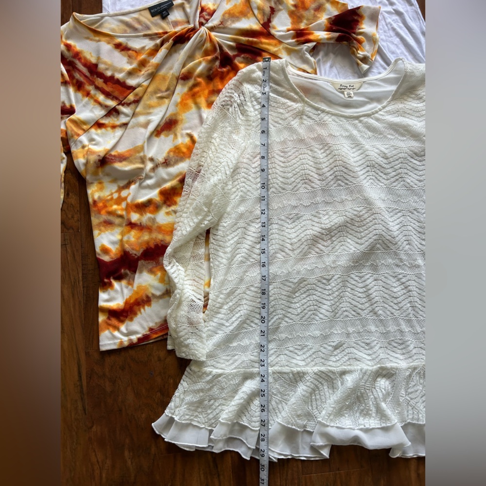 Women’s Blouses in White and Orange Short Sleeve Tops Bundle of Three XXL 2X - Picture 12 of 16